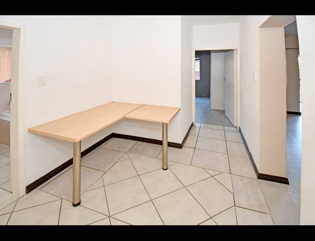 2 BEDROOM APARTMENT FOR SALE IN BLOUBOSRAND